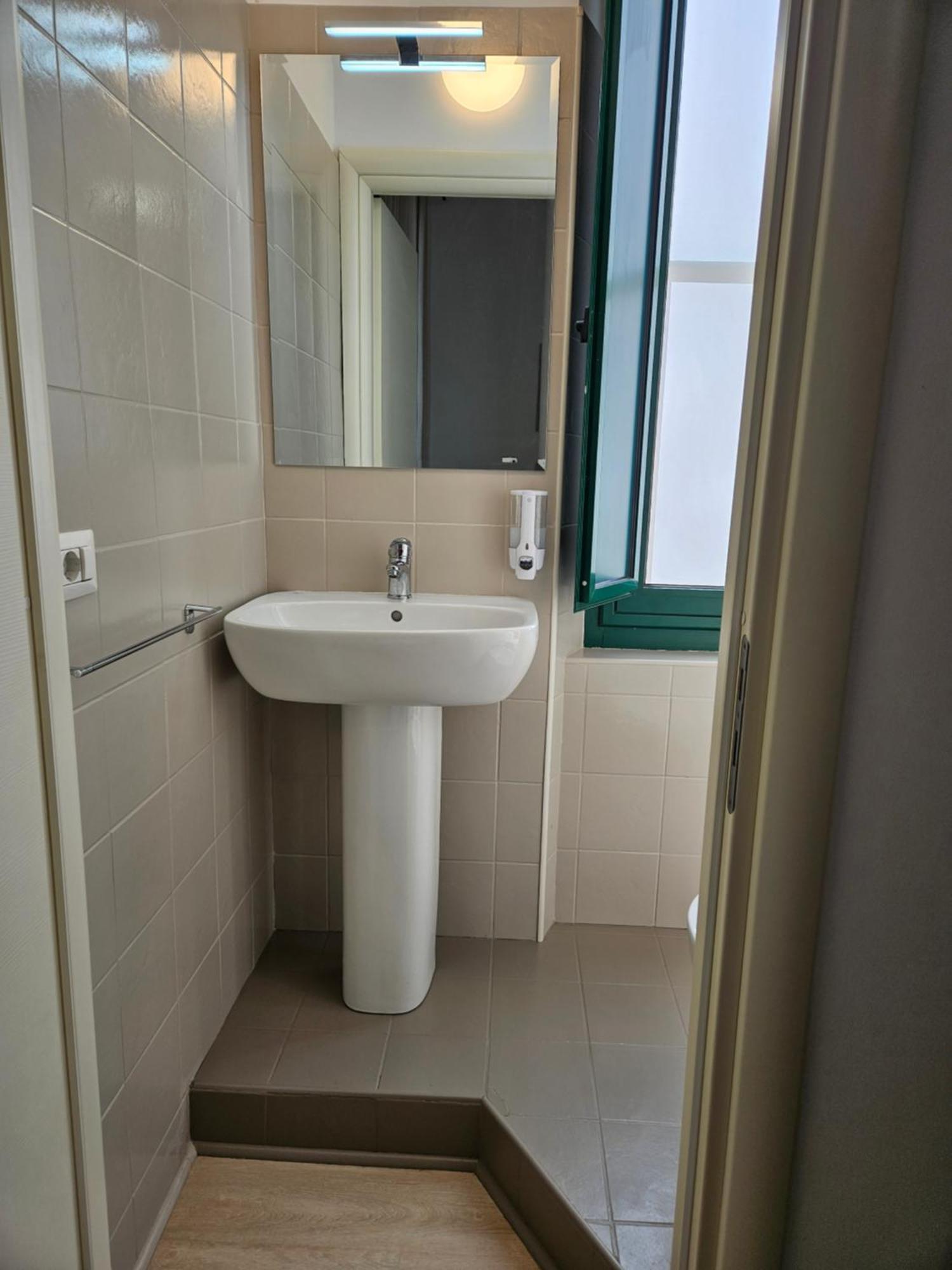 B&B Green Stazione Centrale E Centro Reggio di Calabria Eksteriør billede