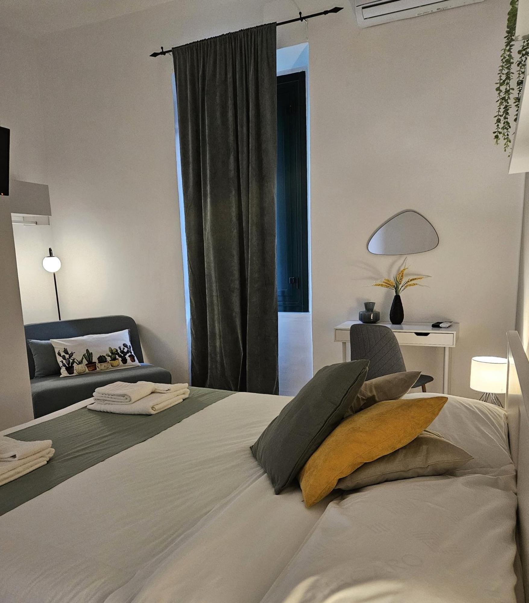 B&B Green Stazione Centrale E Centro Reggio di Calabria Eksteriør billede