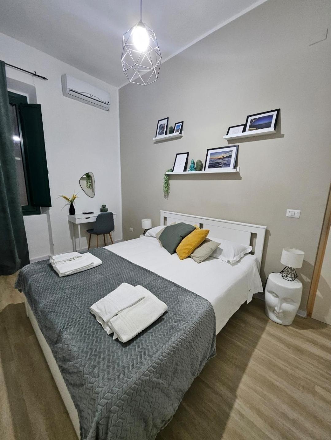 B&B Green Stazione Centrale E Centro Reggio di Calabria Eksteriør billede